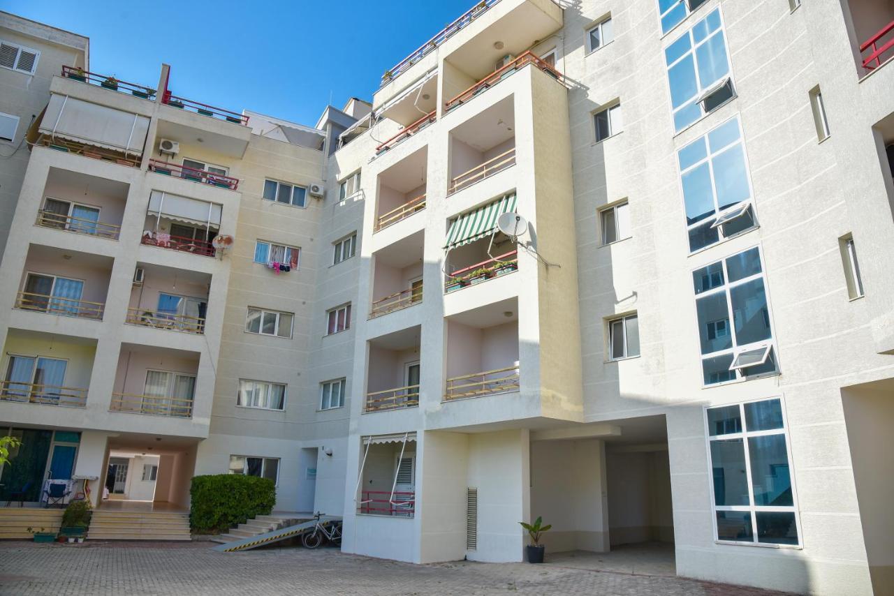 Flowers Apartments Golem Kültér fotó